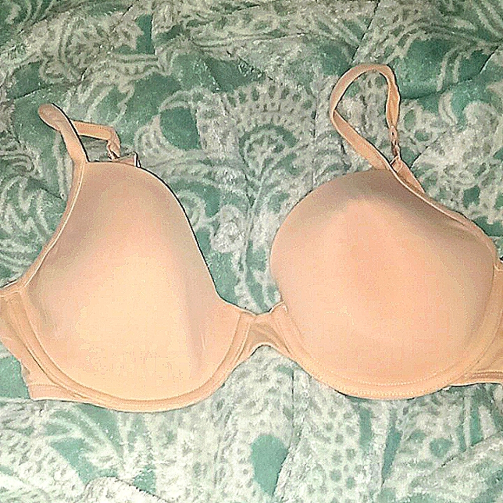 Pink by Victoria's secret T-shirt demi bra